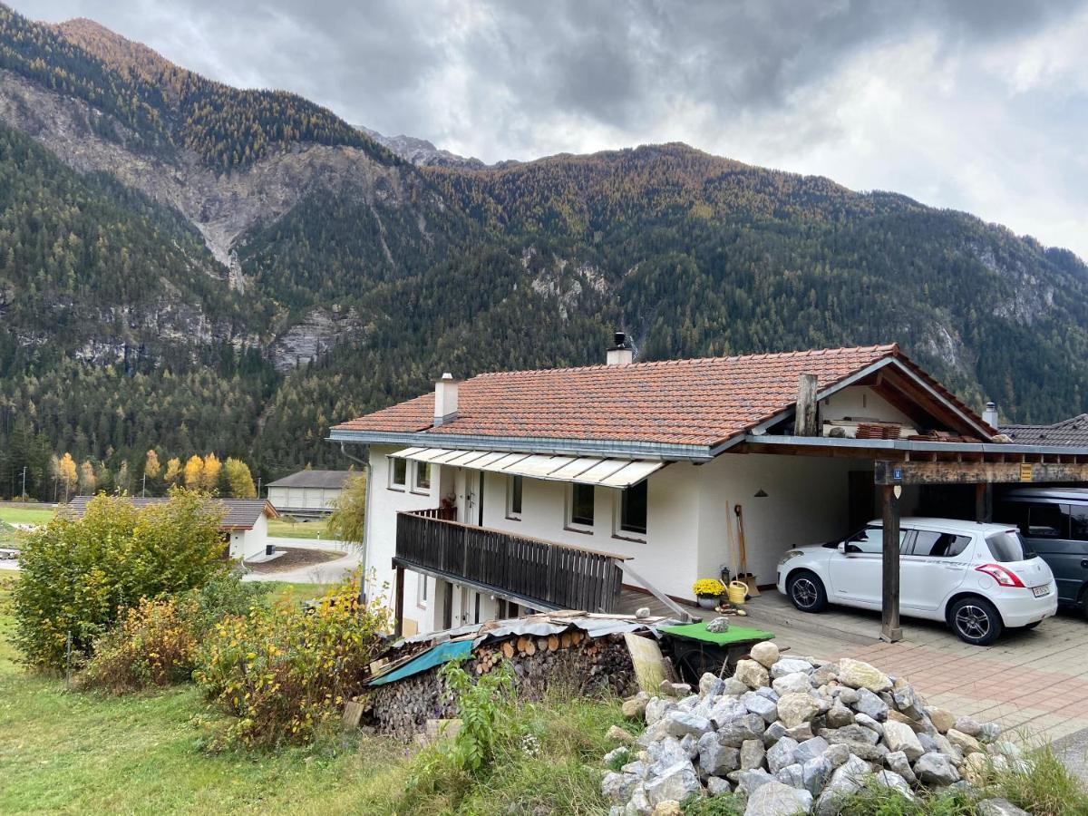 Ferienwohnung Im Herzen Graubuendens Surava Extérieur photo